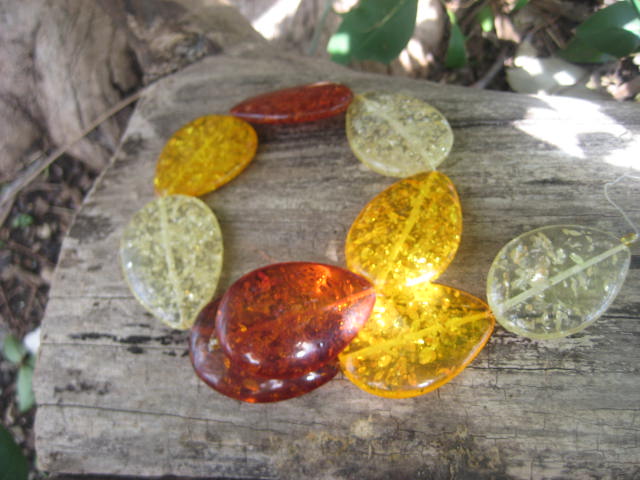 Amber Beads helps draw out negative energy 3672